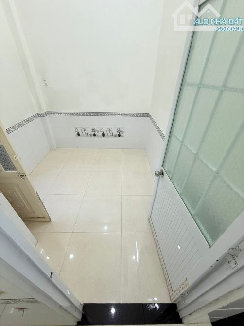 Cho Thuê Nhà Trệt lâu hẻm 48 Nguyễn Trãi - có máy lạnh 1 cái - 10