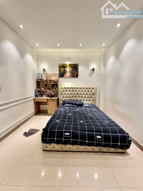 : Nhà đẹp 4 tầng hẻm 318 Thống Nhất ngang 4.5m 63m2 gần UBND Phường 16 chỉ 8 tỷ xíu. - 10