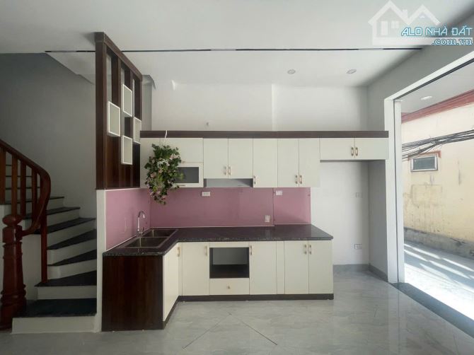 NHÀ MỚI KOONG - 5 TẦNG THANG MÁY - Ô TÔ QUA NHÀ Ô TÔ VÀO NHÀ - CẠNH KĐT XA LA - 10