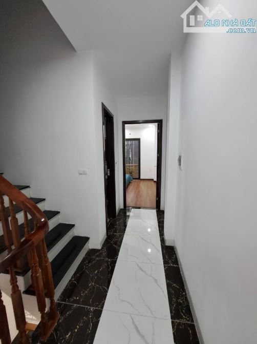 🔥 NHÀ ĐẸP- BÁN NHÀ ĐẠI ĐỒNG- 5 PHÚT LÊN HỒ GƯƠM-GẦN Ô TÔ– 41M² – 5 TẦNG – 7.3 TỶ - 11