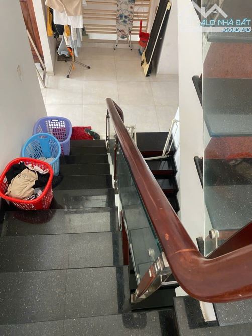 🏡 BÁN BIỆT THỰ SÂN VƯỜN - CHỦ NGỘP BANK - CHỈ 50tr/m2 - HẺM OTO QUAY ĐẦU - NGUYỄN THỊ THẬ - 11