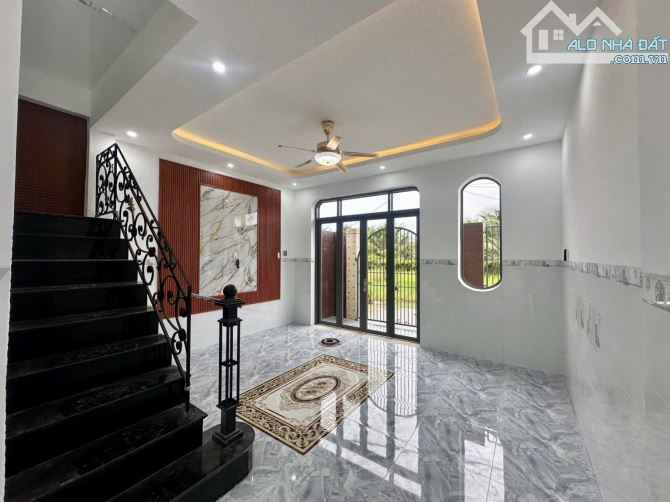 Nhà lầu mới đang xây dựng hoàn thiện Phường Trung An, Mỹ Tho, Tiền Giang - 1