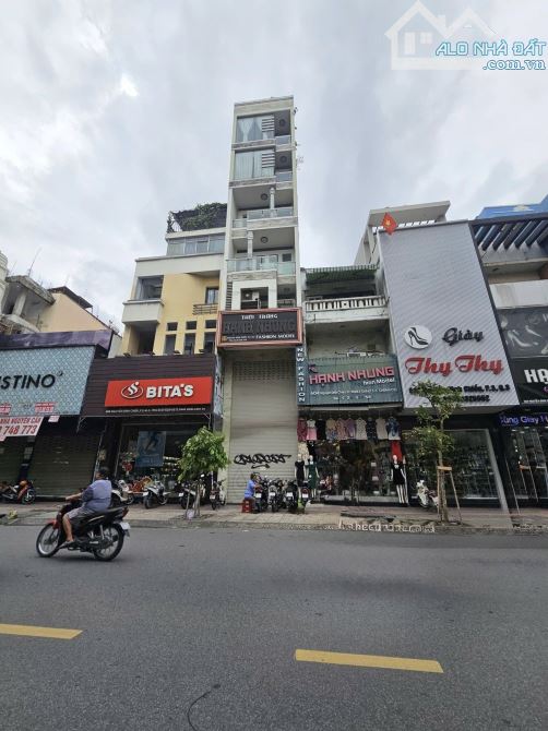 Cho thuê tòa nhà ngay Quận 3 – Nguyễn Đình Chiểu - 1