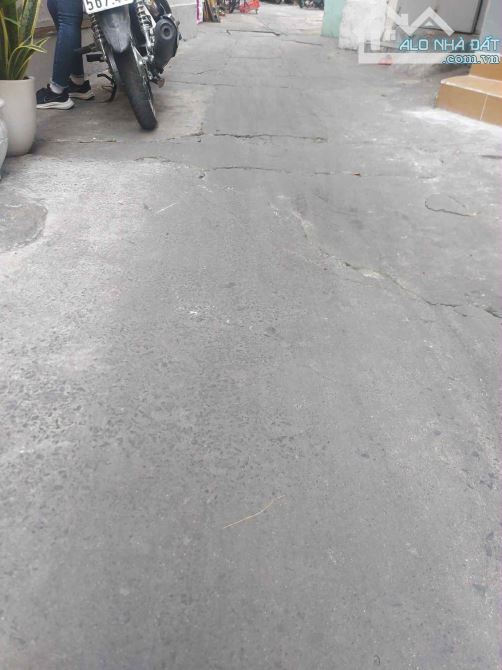 🇻🇳Quận 10,Cách Mạng Tháng 8 🇻🇳 🔥23/30m2🔥,🩸3 tầng🩸, 🧨DT:ngang 4mx dài 6m🧨, 🔥giá: - 1