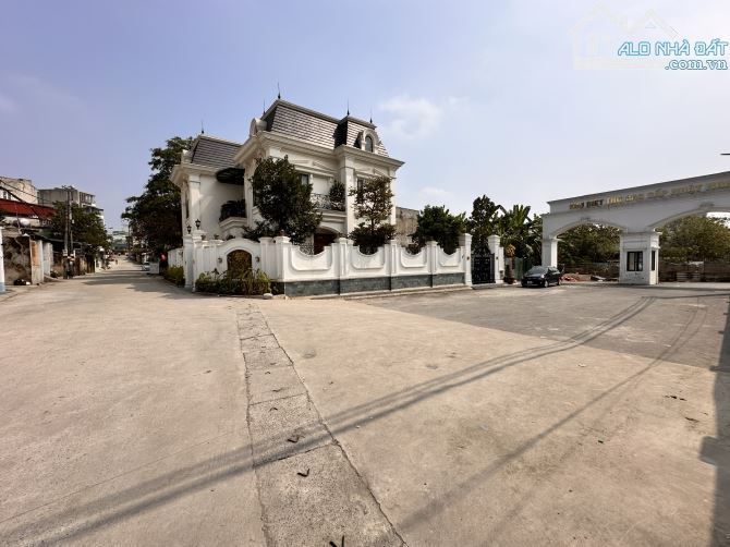 Nhỉnh 1 tỷ Sở Hữu Lô Đất 80m Đất Ở Đô Thị Sơn Tây  Hà Nội Gần  các Trường ĐH việt Hung - 1