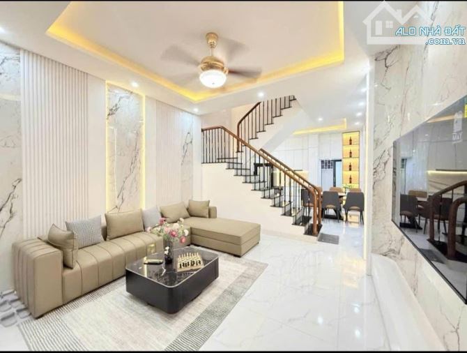 BÁN NHÀ DÂN XÂY 4 TẦNG –.HƠN 10 TỶ - 68M - Ô CHỜ THANG MÁY – PHỐ NGỌC THỤY, LONG BIÊN - 1