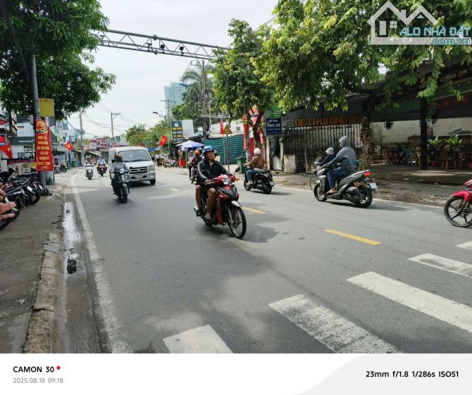 Bán nhà cấp 4 MT đường Tô Ngọc Vân p Tâm Bình TP Thủ Đức - 1