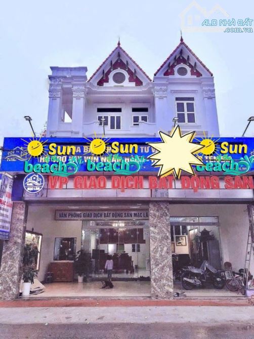 Em cần bán căn nhà 3 tầng mặt đường liên xã Minh Tân - Lưu Kiếm. View Sân Golf - Sông Giá - 1