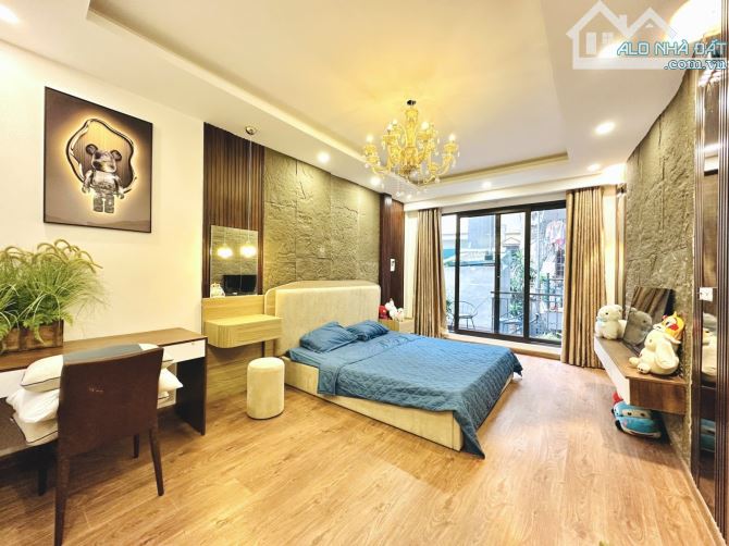 Bán nhà Yên Hòa – 43m² – 5 tầng – MT 3.7m – 6 ngủ khép kín – Giá 8.8 tỷ – Ngõ nông, thoáng - 1
