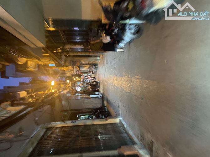 Bán nhà Khương Trung 53m2. Ô tô đỗ cửa . Giá 13.9 ty - 1
