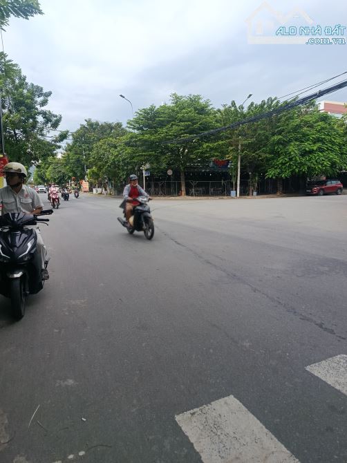 BÁN NHÀ VỊ TRÍ ĐẮC ĐỊA ĐƯỜNG NGUYỄN CHÁNH GIÁ CHỈ 10,2 TỶ - 1