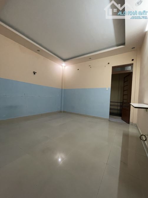 Bán Nhà 3 Tầng Hẻm Ô Tô Liên Khu 5-6 Bình Tân, 64m², Sổ A4 – Chỉ 5.25 Tỷ TL - 1