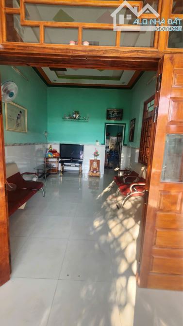 Bán căn cấp 4 122m2 ở Tân Thới Nhì Hóc Môn giá 995 triệu SHR - 1