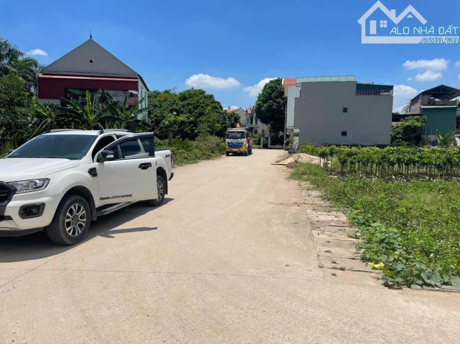 🔥🔥🔥 Chị gái gửi bán lô góc đấu giá làng Hoa Xuân Quan - Văn Giang - Hưng Yên   ⚡️ Diện - 1