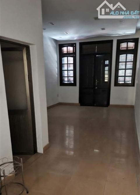 Bán Nhà Mặt Đường Trần Nguyên Hãn , Lê Chân .Giá 16,9 tỷ - 4 tầng - 95m - 1