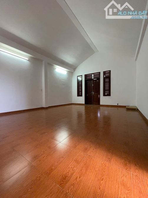 CHÍNH CHỦ BÁN NHÀ MẶT PHỐ HÀNG THAO, 4 TẦNG 175M2 - 1