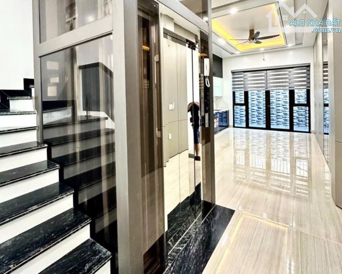 Bán Nhà lạc Long Quân Tây Hồ 51m, 6 Tầng , Nhà Mới , Ngõ Thông, Gara Ô Tô , Kinh Doanh, - 1