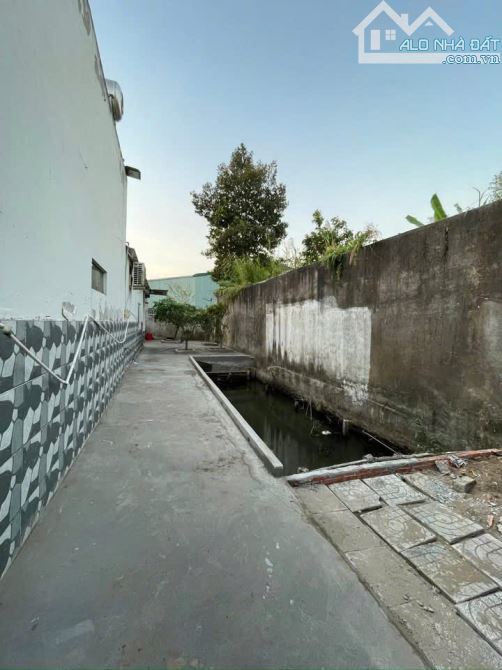 Bán căn nhà biệt thự khu dân cư quân đội, sổ hồng, giá 4 tỷ - 1