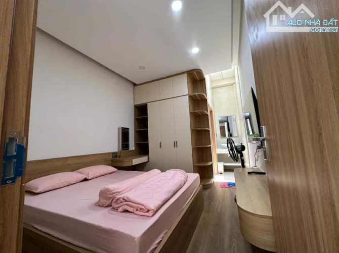 BÁN NHÀ 2 TẦNG MẶT TIỀN NGUYỄN HỮU HUÂN, NHA TRANG 76M2 CHỈ 10.3 TỶ CHO THUÊ 25TR/THÁNG - 1