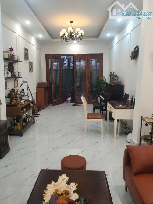 BÁN NHÀ LỆNH CƯ ✅ ĐỐNG ĐA ✅ 126M2 x 3 TẦNG x 21.5 TỶ - 1