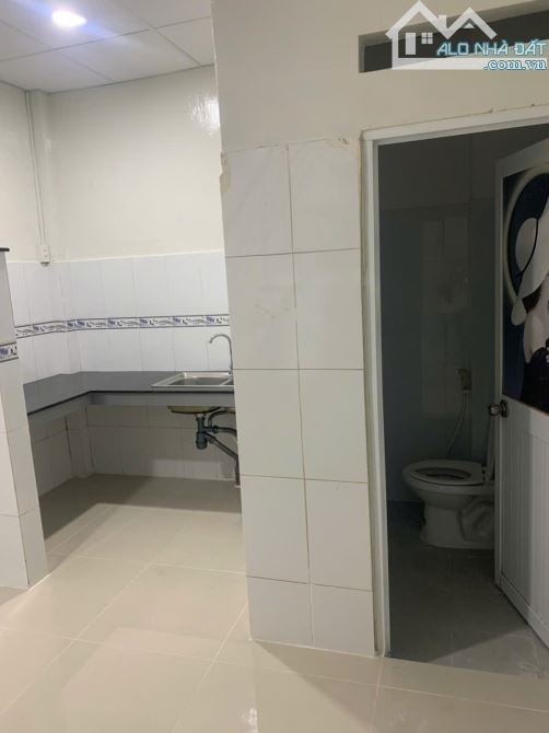 Nhà hẻm Trần Bình Trọng Q10, 39,1 m2 1 trệt 1 lầu giá 7.5 tỷ. SHR - 1