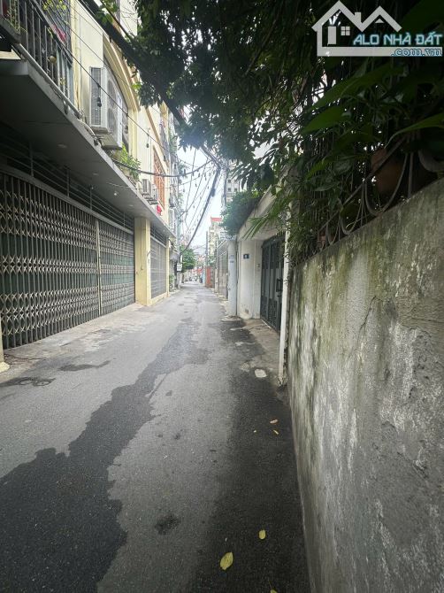 BÁN ĐẤT BỒ ĐỀ - 171.3M MT THỰC TẾ 17,35M - 15M RA HỒ - MẶT NGÕ Ô TÔ THÔNG - 1