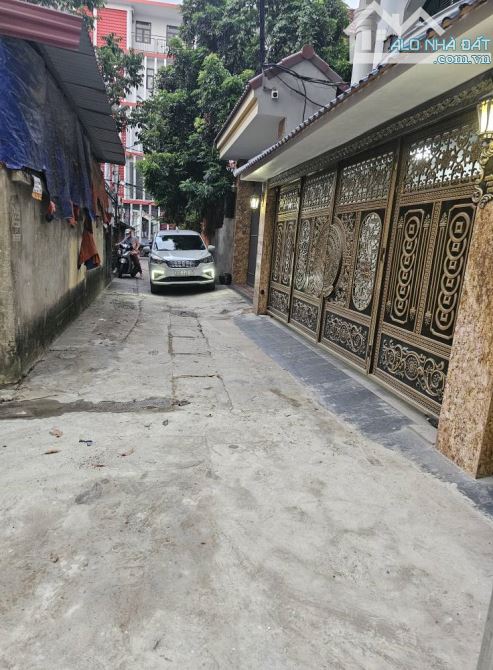 BÁN ĐẤT TẶNG NHÀ AN DƯƠNG VƯƠNG - DT 30/36M2 - NHÀ HIỆN ĐANG CHO THUÊ - 5.8 TỶ - 1