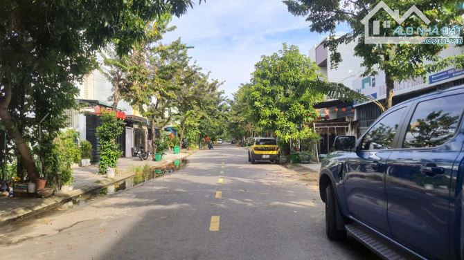 BÁN LÔ ĐẤT ĐẸP ĐƯỜNG TRẦN KIM XUYẾN - KHU ĐT HÒA XUÂN - 1