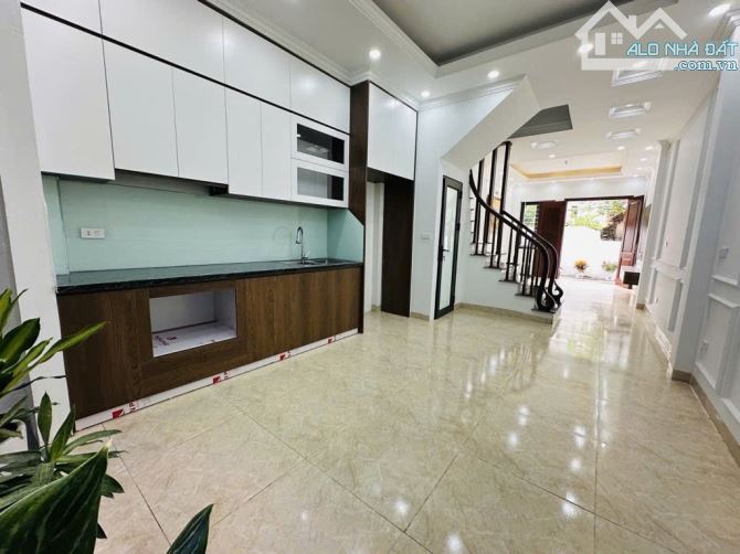 B.Á.N NHÀ THỊ TRẤN ĐAN PHƯỢNG, TRƯỚC NHÀ 3.5M,  THOÁNG TRƯỚC SAU , Ở SƯỚNG 48M2, 4 TỶ 7 - 1