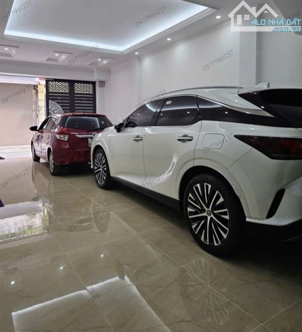 BÁN NHÀ PHÙNG CHÍ KIÊN 79m2 × 6T THANG MÁY. GARA 2 Ô TÔ + 2 Ô TÔ TRÁNH + VỈA HÈ - 1
