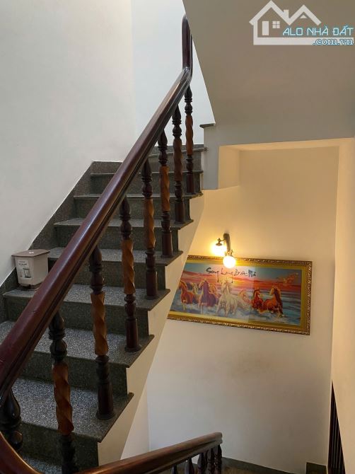 Bán nhà 3 tầng mặt tiền đường Âu Cơ - 1