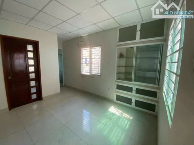 Bán nhà siêu hiếm 4 tầng DT 8x15, ĐCT 30 triệu, đường 10m thông ngay ngã tư An Nhơn - 1
