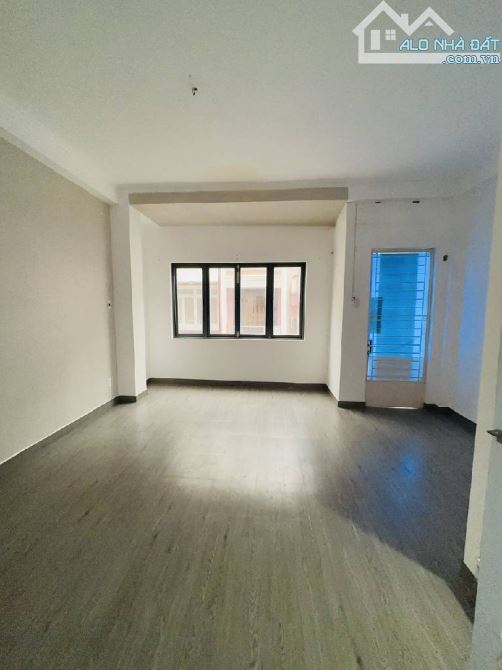 TT QUẬN 1, NGUYỄN THỊ MINH KHAI CHỈ 2 BƯỚC RA MT - 5x10 - 4 TẦNG - CHỈ 16 TỶ. - 1