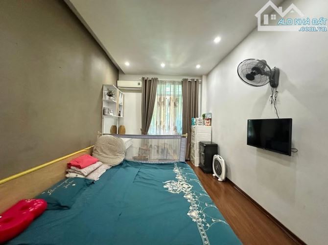 Gấp, Chủ giảm 500 triệu để bán nhanh nhà Tây Sơn, 35m2, 5 tầng, 100m ra đường ô tô tránh - 1