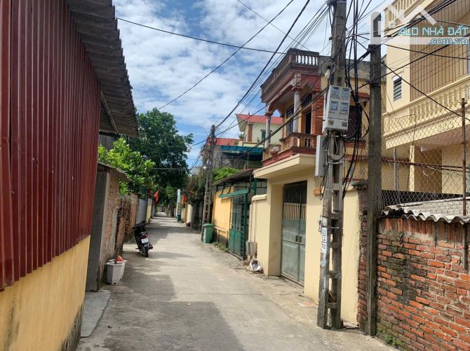 BÁN LÔ GÓC 121M2 ĐẤT- XÃ NGŨ THÁI- THUẬN THÀNH- ĐƯỜNG Ô TÔ- GIÁ 4X TY - 1