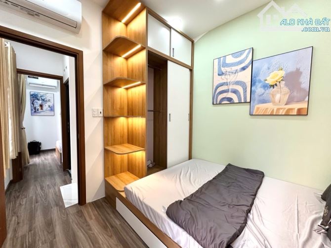 Nhà Bình thạnh 2 tầng . 26m2 . 2pn. 2wc. Full nội thất .sổ hoàn công đủ . - 1