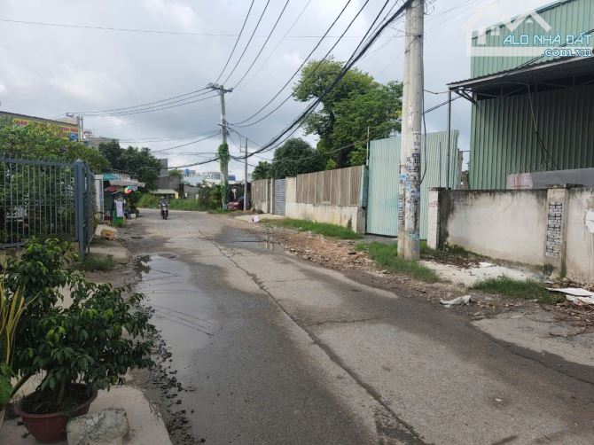 Bán 705m2 đất MT đường Thạnh Xuân 22, DT: 10.5x67m, giá 10.3 tỷ tl - 1