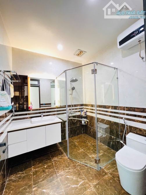 Nhà 3 tầng mặt đường Nguyễn Mẫn - Tuyến 2 Trần Nhân Tông - Ngang 4,15m - 1