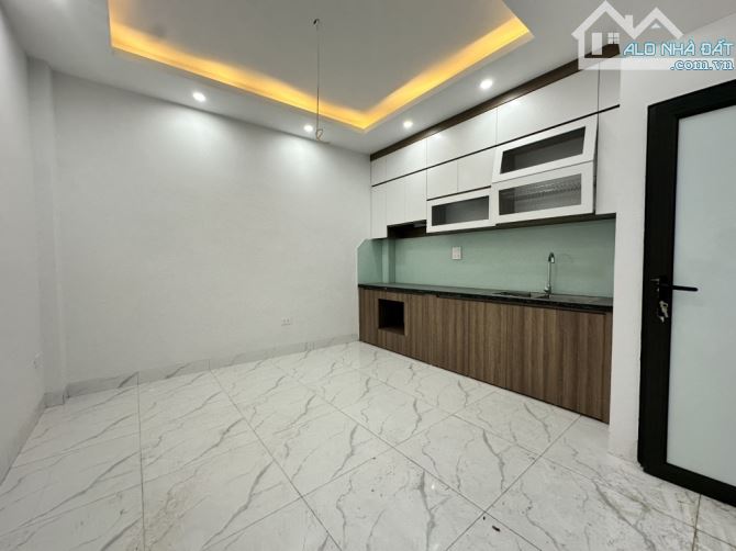 Bán nhà Liên Mạc 35,5m2 - 4 tầng - Mặt tiền 4m - Giá chào 5,3 tỷ - 1