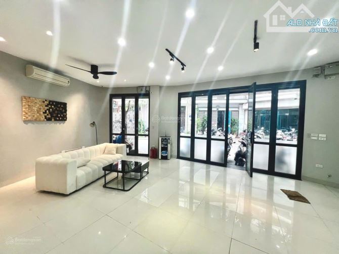 Cho Thuê Tầng 1 Thông Sàn 90m² Mặt Tiền 12m – Lô Trung Yên , Cầu Giấy, Giá 15 Triệ - 1