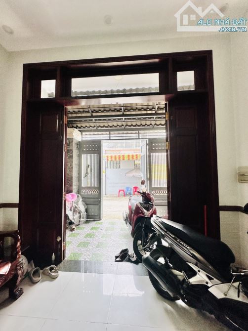 BÁN NHÀ 3 TẦNG NGAY TÂN HƯƠNG – HẺM 8M – GẦN MẶT TIỀN — 80M2(3.9x21m) A4 — XE HƠI - 9.9 TỶ - 1