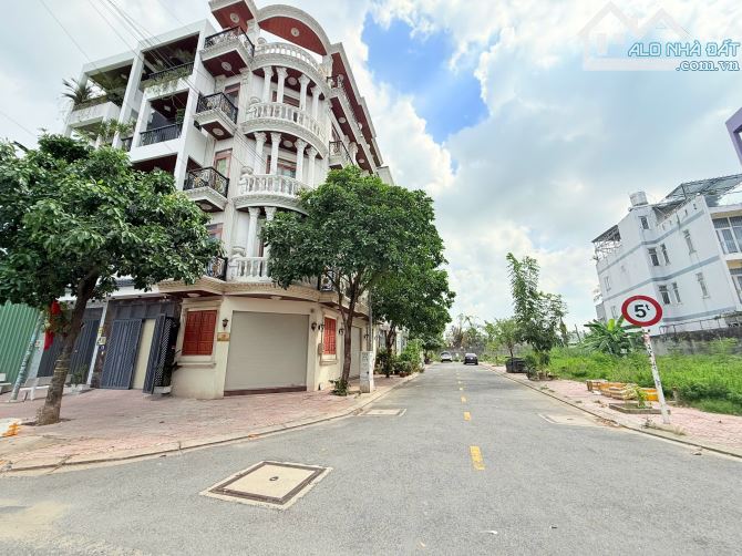 Bán đấy phân lô Thạnh Lộc 47 Quận 12 - 1