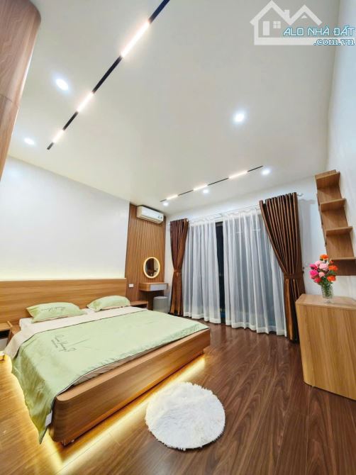 SIÊU PHẨM, BÁN NHÀ CẦU DIỄN, 6 TẦNG THANG MÁY XỊN SÒ, Ô TÔ ĐỖ CỬA, 34M CHỈ HƠN 7 TỶ - 1