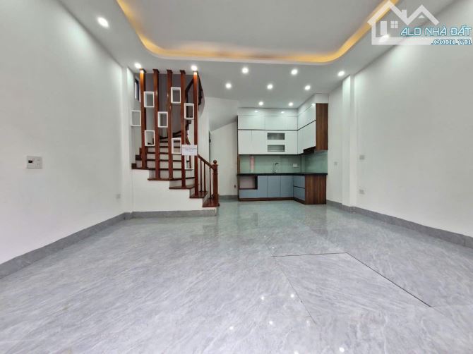 Bán Nhà Mới Di Trạch - Hoài Đức. 30m²x 5Tầng. 3PN Đủ Công Năng, Full nội thất, Ôtô Đỗ Gần. - 1