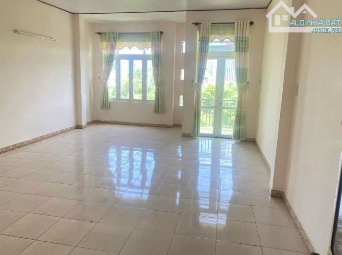 CHỦ CẦN BÁN NHÀ KIỆT NGUYỄN THÀNH VINH ĐƯỜNG 5M GẦN BIỂN GẦN CHỢ MAI - 1