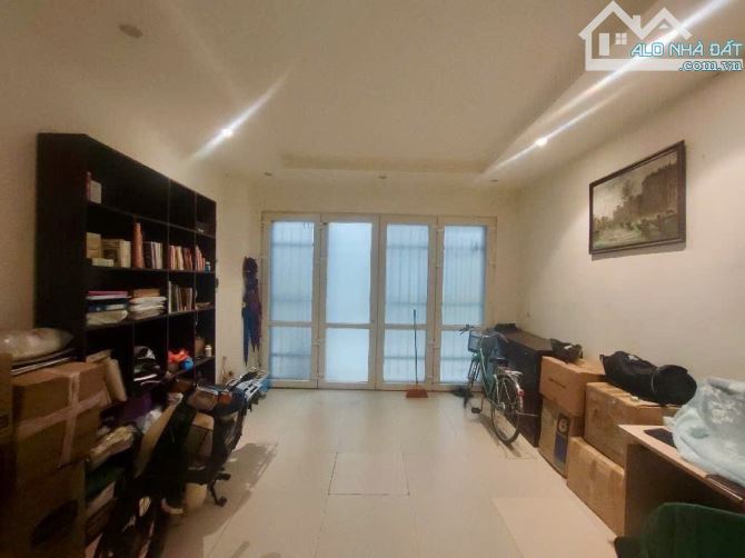 NHÀ ĐẸP TỨ LIÊN - TÂY HỒ 70M2, Ô TÔ TRÁNH KINH DOANH, CHỈ HƠN 9 TỶ, CHỦ CẦN BÁN GẤP - 1