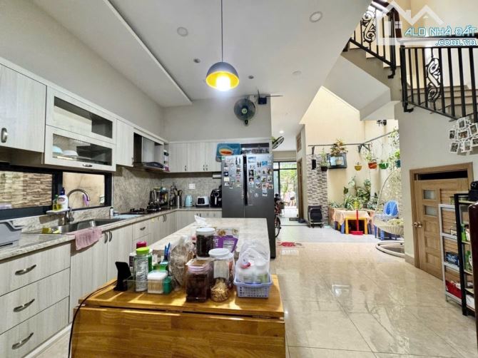 HẺM XE HƠI ĐỖ CỬA NGUYỄN VĂN ĐẬU 91m2 SỔ NỞ HẬU 3TẦNG  SÁT MẶT TIỀN - 1