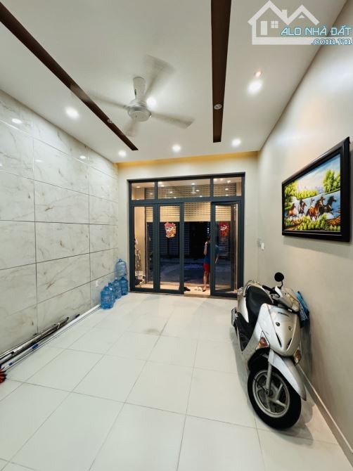 🏡BÁN NHÀ 4 TẦNG, CHỦ TỰ XÂY KỸ TRONG KHU ĐỒNG BỘ NGAY HƯƠNG LỘ 2 . - 1