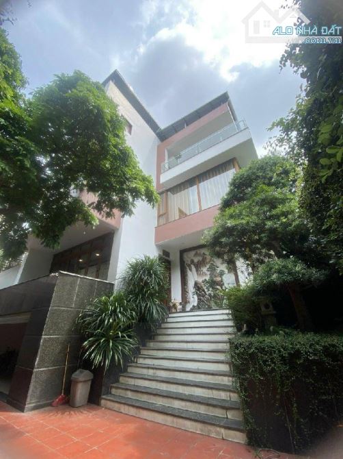 SIÊU PHẨM BIỆT THỰ NGUYỄN SƠN, LONG BIÊN - 215M2 SỐNG ĐẲNG CẤP CHỈ 40 TỶ - 1