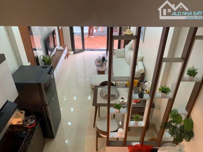 Chủ cần bán nhà 32m x 4.5 tầng ngõ 2m Nam Đuống. Việt Hưg mới giá 5.98 tỷ - 1